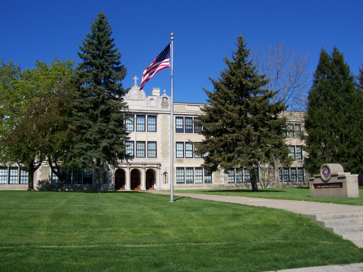 Aquinas_Institute_front_entrance.jpg